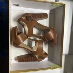 Used Michael Kors heels